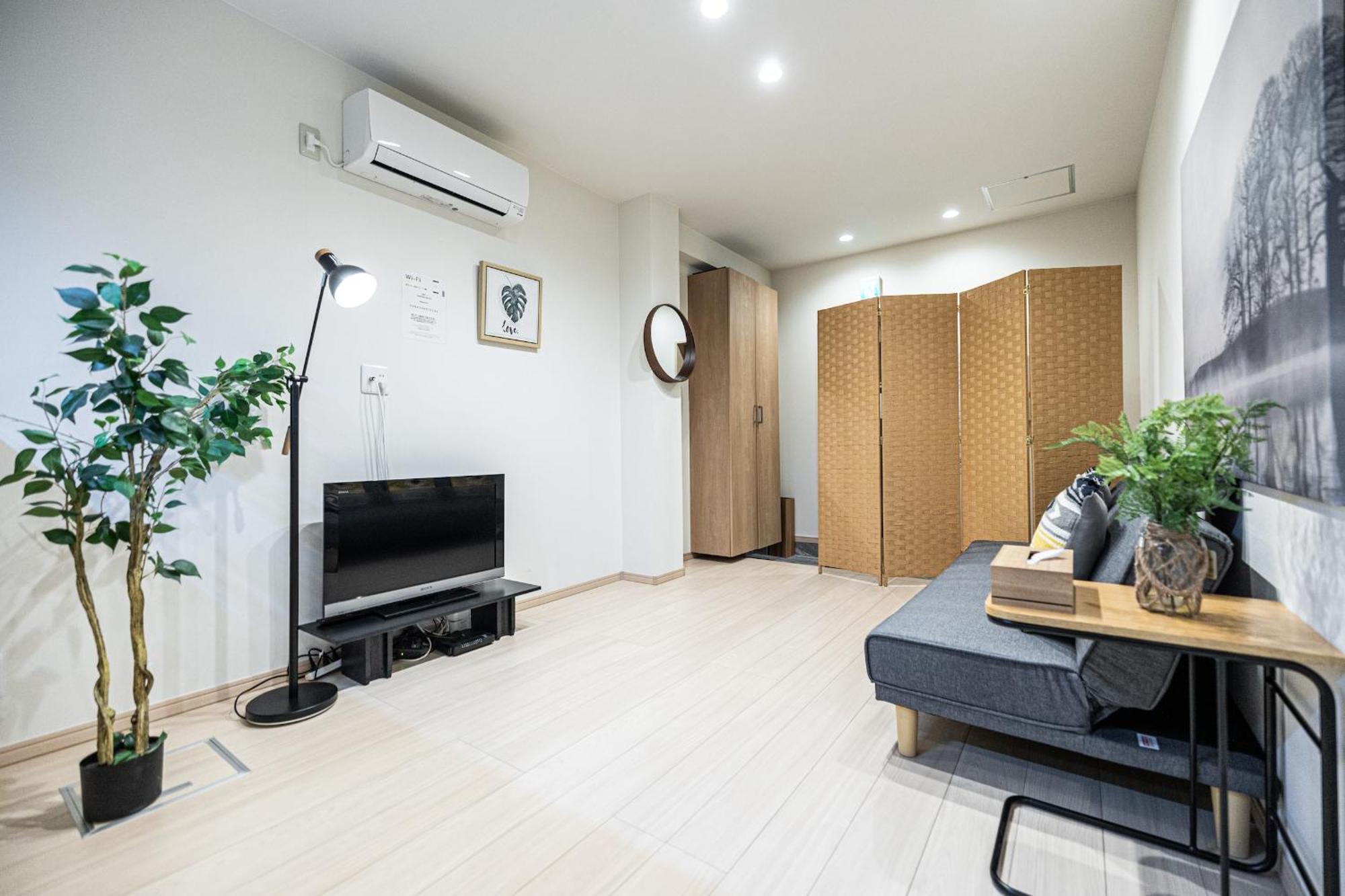 Вилла 住吉メリー4階建戸建て 最大14人まで! 住吉大社徒歩圏内 梅田奈良関空まで直行 Осака Экстерьер фото